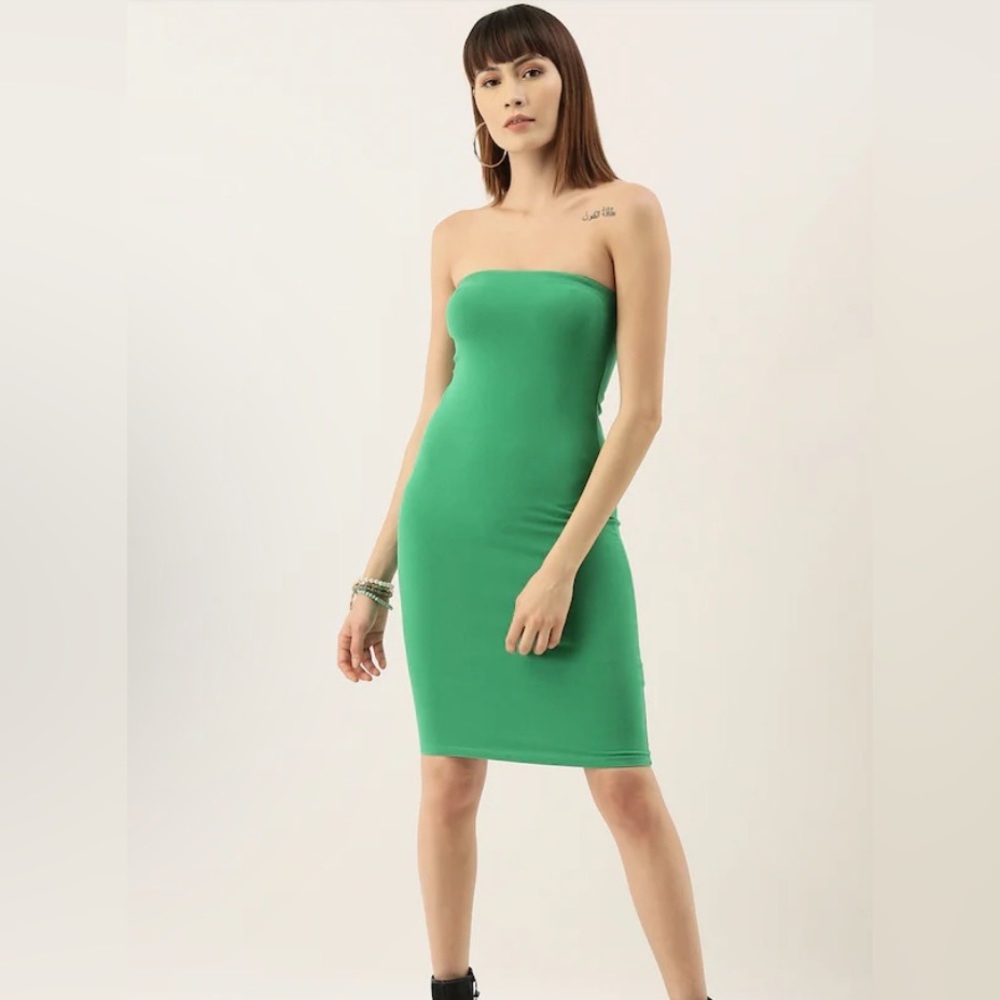 Strapless dress “FOREVER 21”🟢